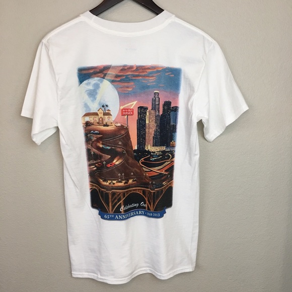 White tee shirt In-N-Out Burger - Picture 2 of 5
